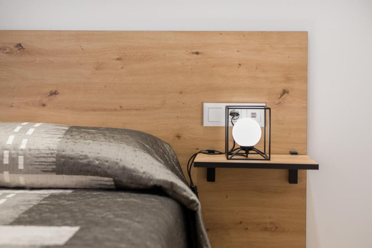 Apartamentos La Jasa Arguedas Bagian luar foto