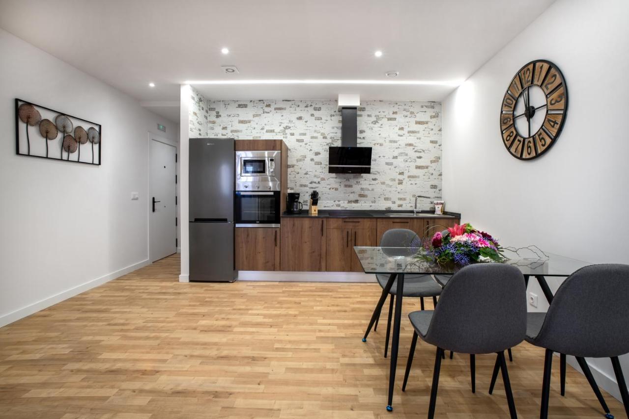 Apartamentos La Jasa Arguedas Bagian luar foto